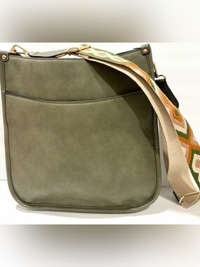 Jen & Co. Green Vegan Leather Crossbody Bag with Woven Strap